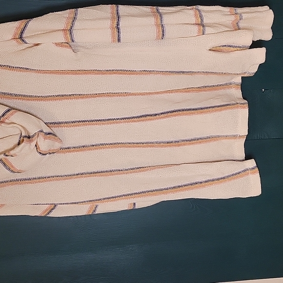 Billabong Sweater Medium - Picture 5 of 5